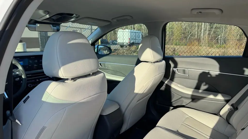 2026 Hyundai SONATA SE