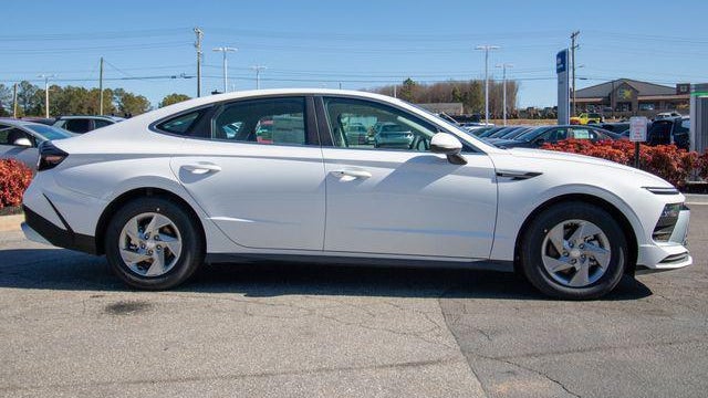 2026 Hyundai SONATA SE