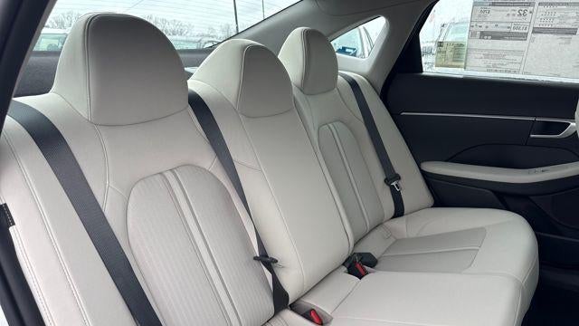 2026 Hyundai SONATA SE
