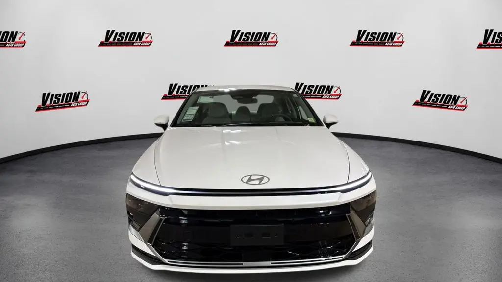 2026 Hyundai SONATA SE