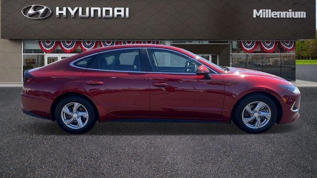 2023 Hyundai SONATA SE
