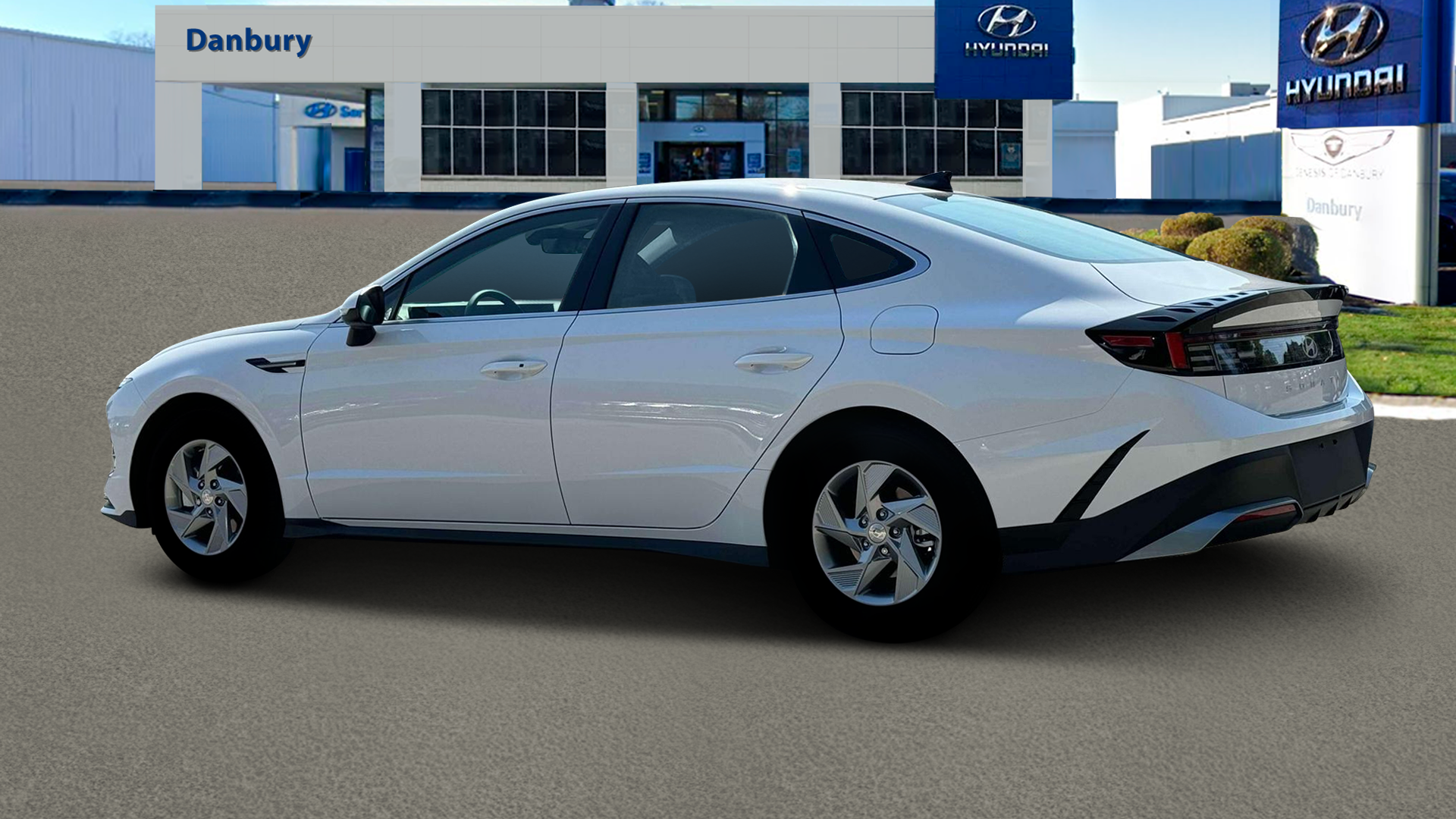 2025 Hyundai SONATA SE