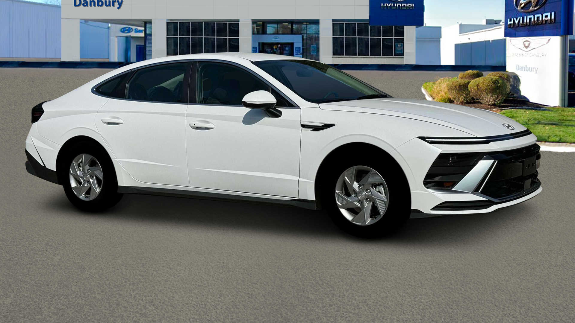 2025 Hyundai SONATA SE