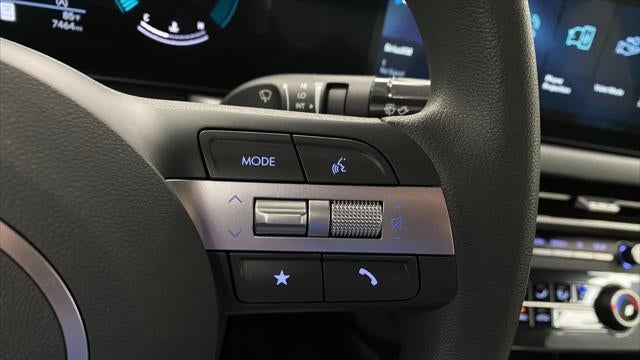 2025 Hyundai SONATA SE