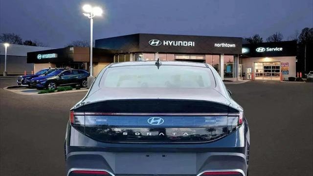 2026 Hyundai SONATA SE