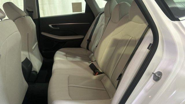 2026 Hyundai SONATA SE