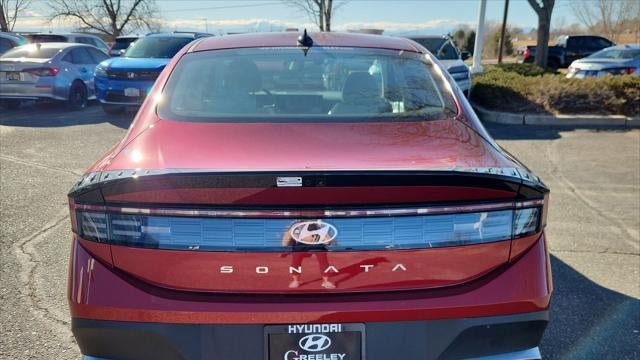 2026 Hyundai SONATA SE