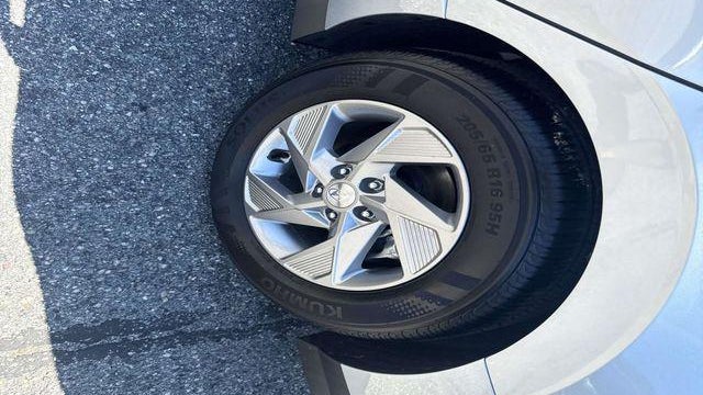 2025 Hyundai SONATA SE