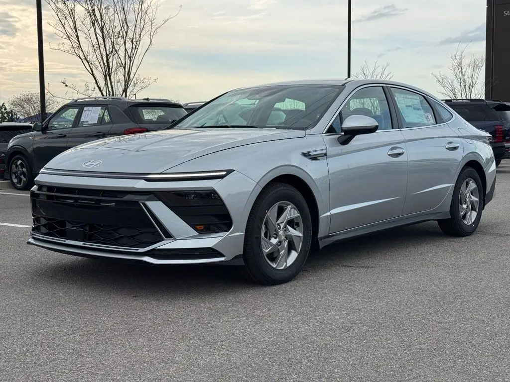 2026 Hyundai Sonata - $26,553