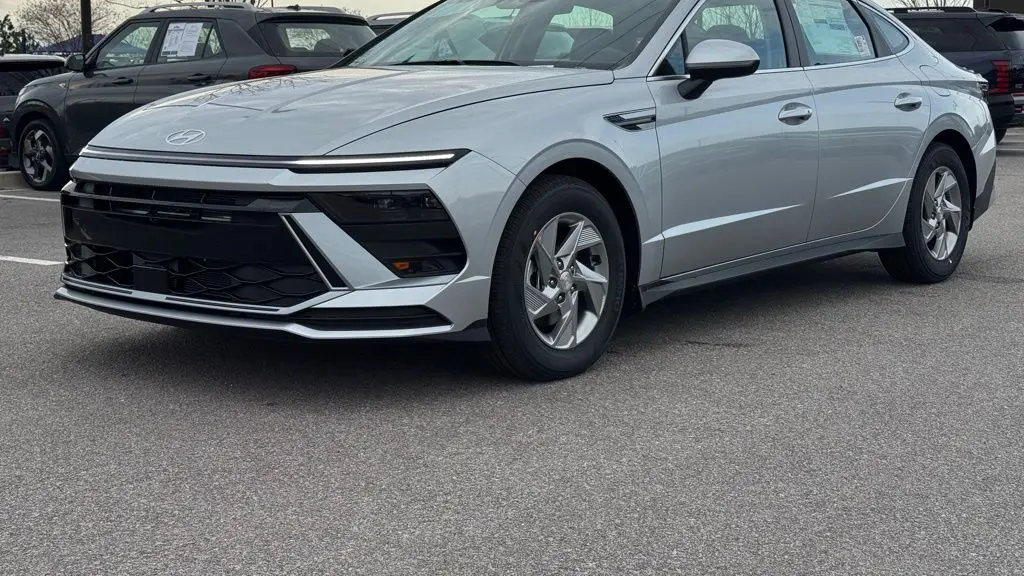 2026 Hyundai SONATA SE