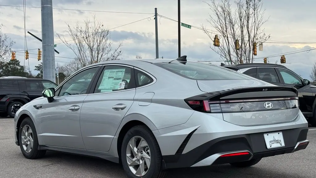 2026 Hyundai SONATA SE