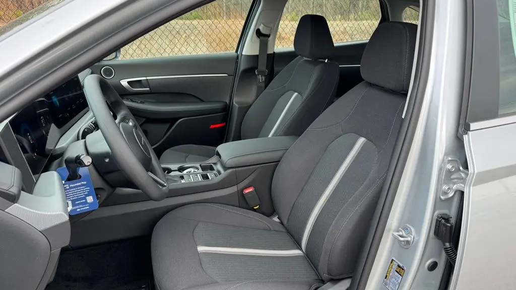 2026 Hyundai SONATA SE