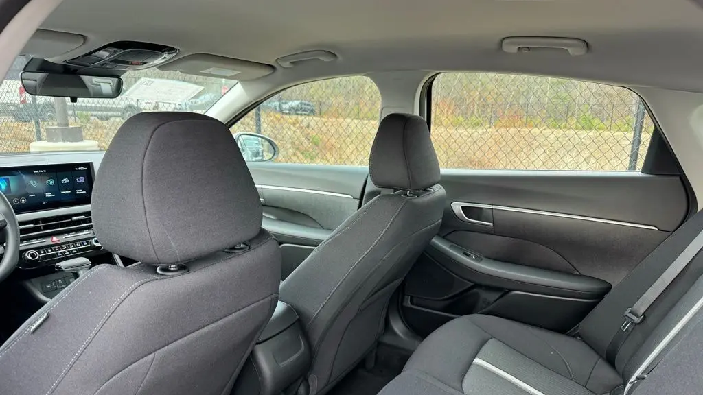 2026 Hyundai SONATA SE