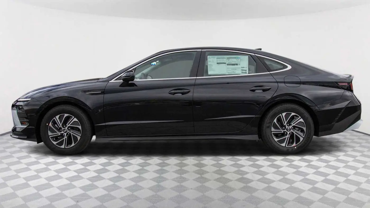 2026 Hyundai SONATA Hybrid Blue