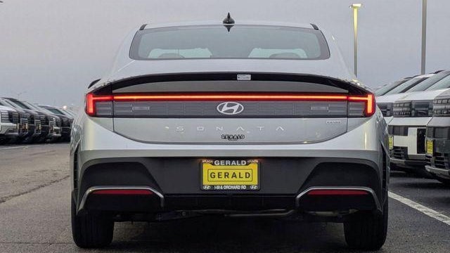 2026 Hyundai SONATA Hybrid Blue