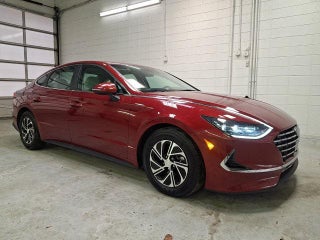 2023 Hyundai SONATA Hybrid with Ultimate Red Exterior