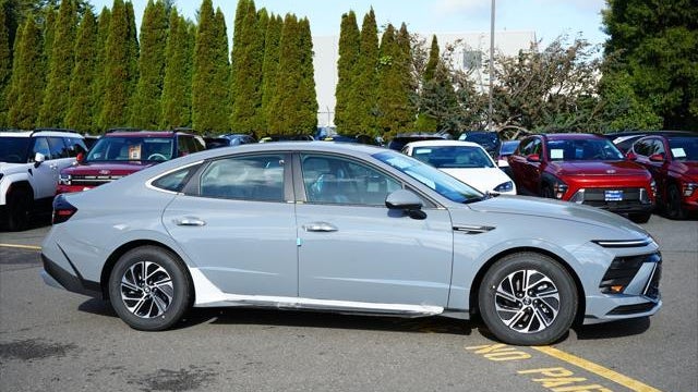 2026 Hyundai SONATA Hybrid Blue