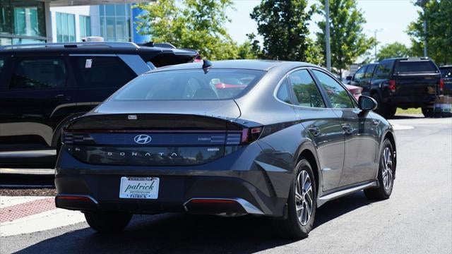 2026 Hyundai SONATA Hybrid Blue