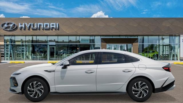 2026 Hyundai SONATA Hybrid Blue