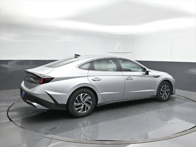 2026 Hyundai Sonata - $25,902