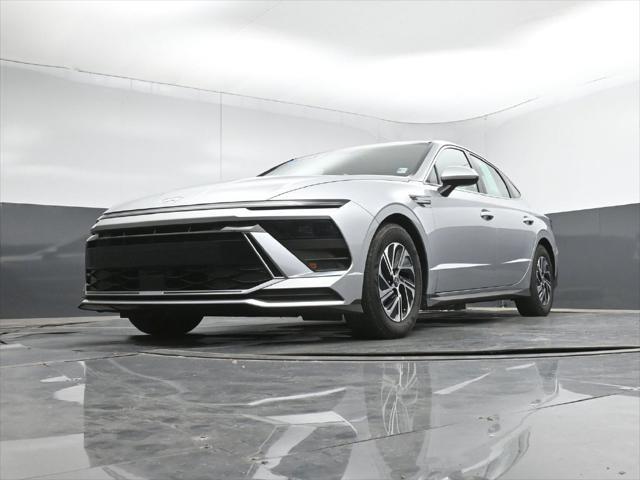 2026 Hyundai Sonata - $25,902
