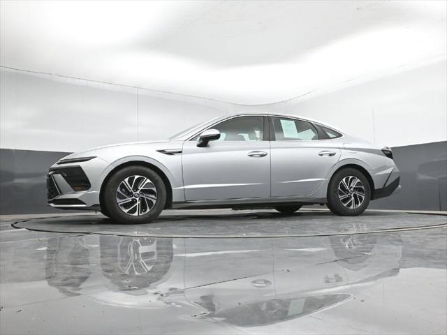 2026 Hyundai Sonata - $25,902