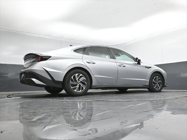 2026 Hyundai Sonata - $25,902