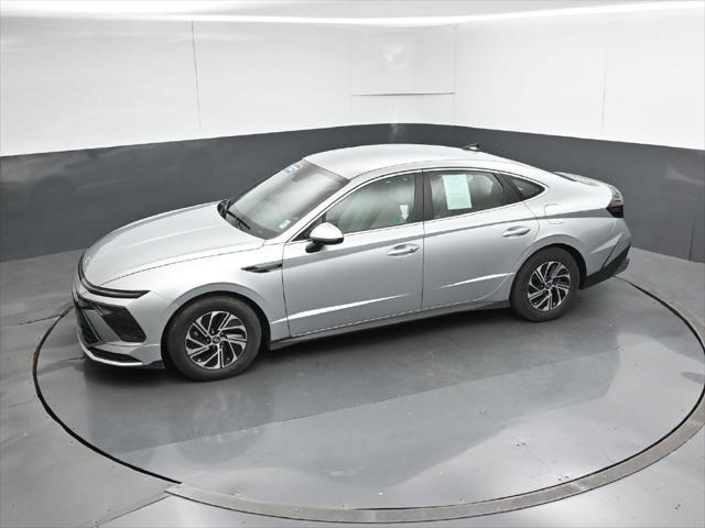 2026 Hyundai Sonata - $25,902