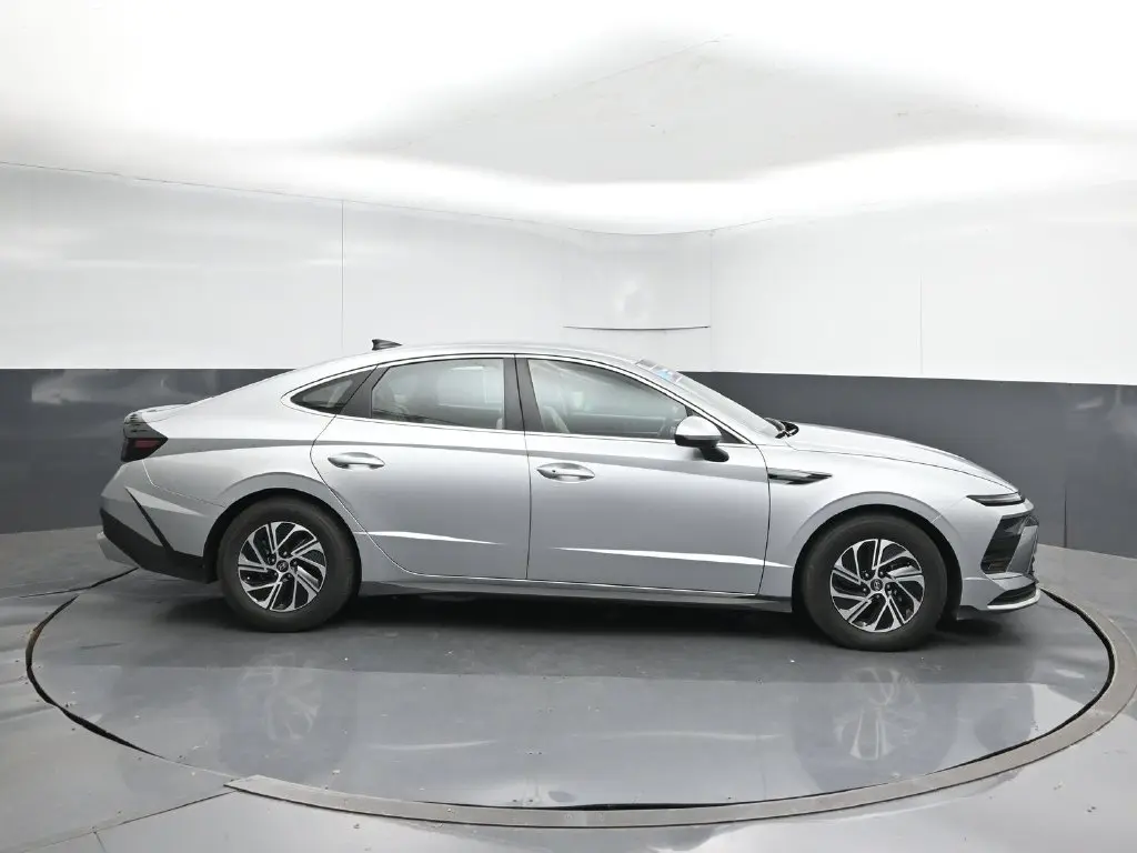 2026 Hyundai Sonata - $23,976