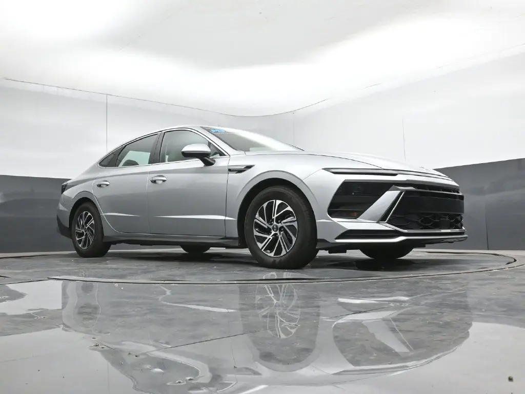 2026 Hyundai Sonata - $23,976