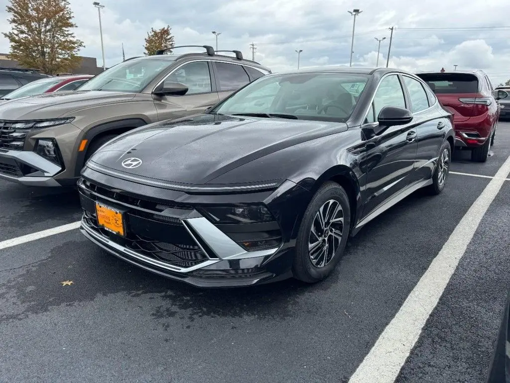2026 Hyundai Sonata - $25,477