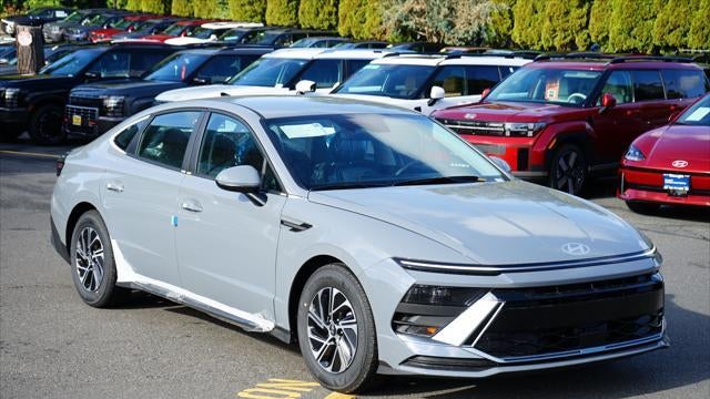 2026 Hyundai SONATA Hybrid Blue