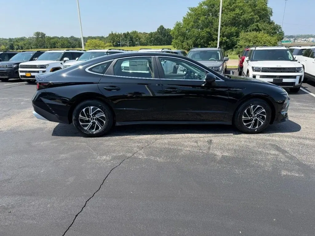 2026 Hyundai Sonata - $26,577