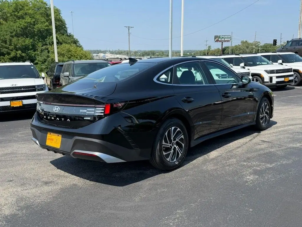 2026 Hyundai Sonata - $26,577