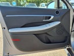 2022 SONATA Hybrid Thumbnail 11