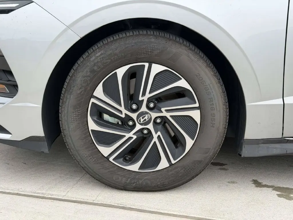 2026 Hyundai Sonata - $24,400