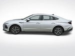 2026 SONATA Hybrid Thumbnail 8
