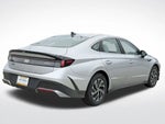 2026 SONATA Hybrid Thumbnail 12