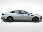 2026 SONATA Hybrid Thumbnail 13