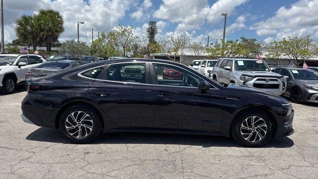 2026 Hyundai SONATA Hybrid Blue