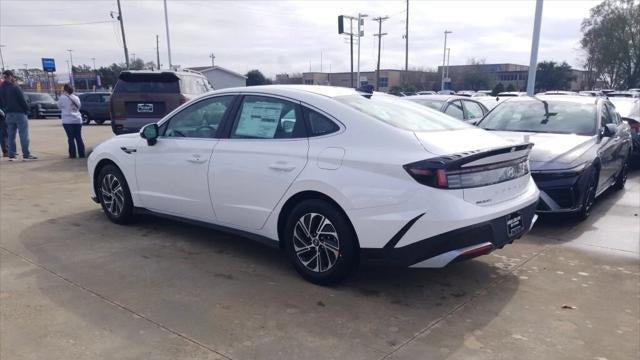 2026 Hyundai SONATA Hybrid Blue