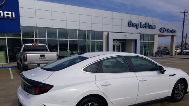 2026 Hyundai SONATA Hybrid Blue