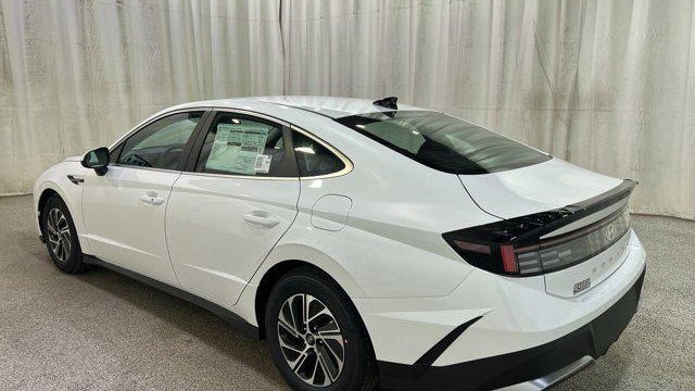 2026 Hyundai SONATA Hybrid Blue