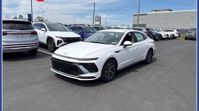 Preowned 2026 Hyundai SONATA Hybrid Blue for Sale