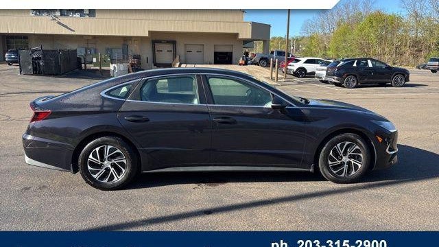 2023 Hyundai SONATA Hybrid Blue