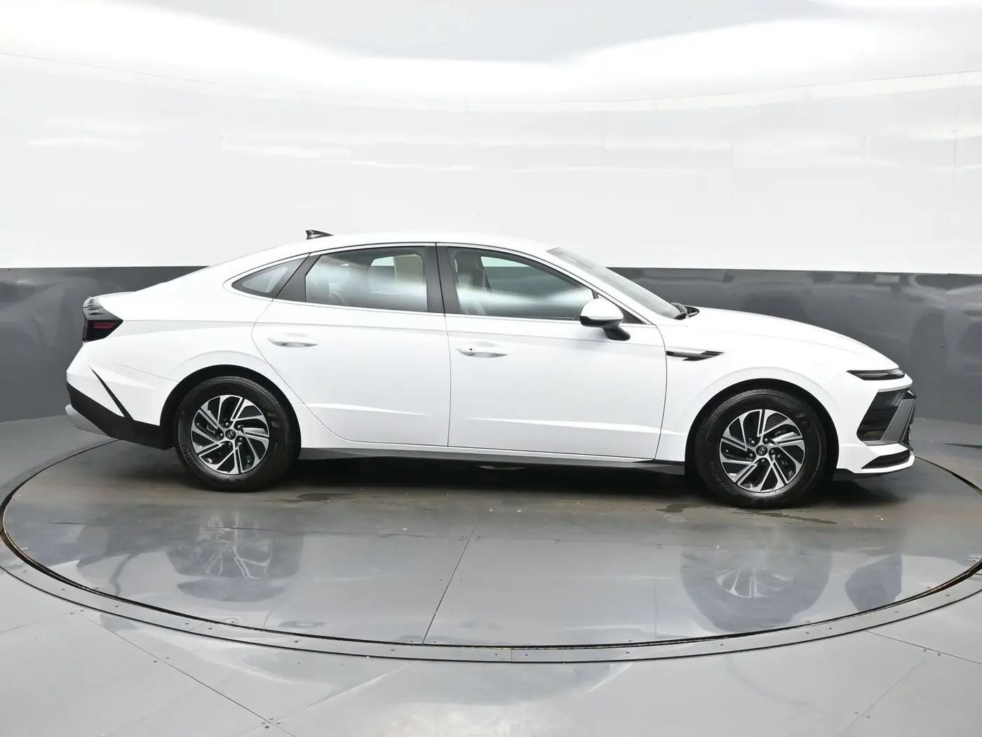 2026 Hyundai Sonata - $26,482