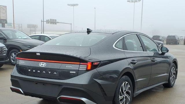 2026 Hyundai SONATA Hybrid Blue