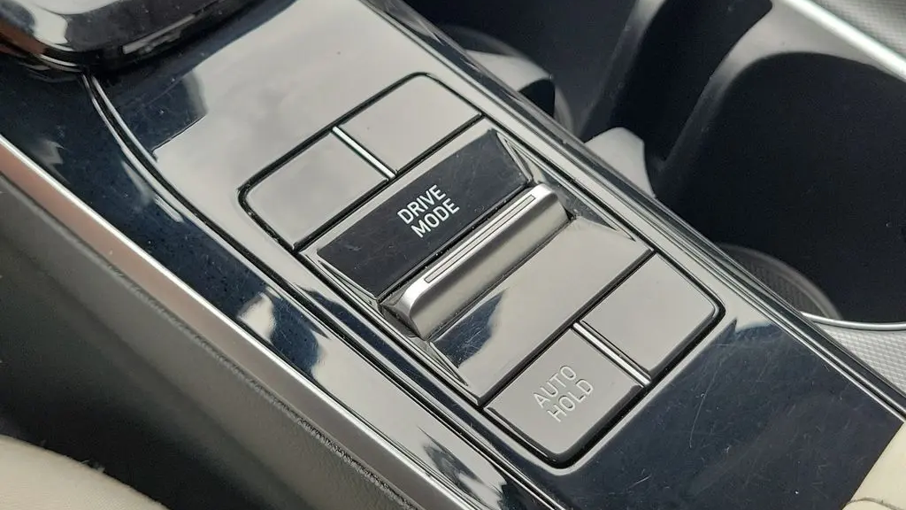 2022 Hyundai SONATA Hybrid Blue
