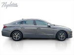 2023 SONATA Hybrid Thumbnail 7