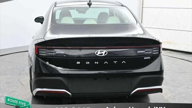 2026 Hyundai SONATA Hybrid Blue